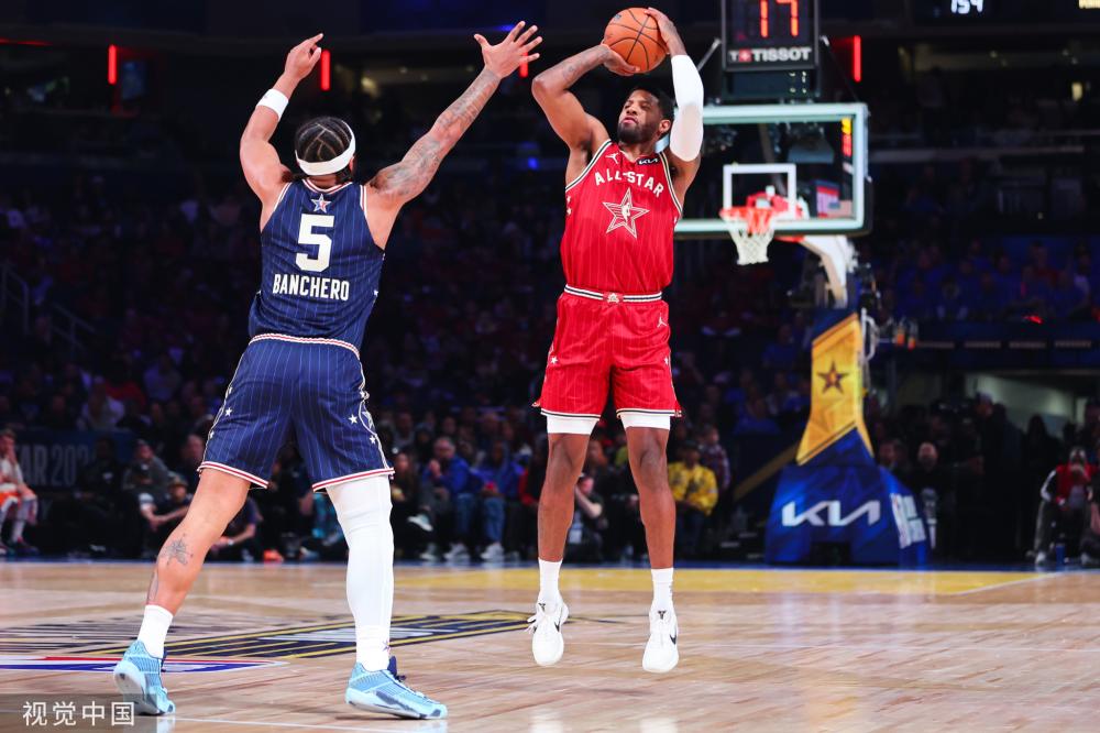 替补球员同 替补球员同