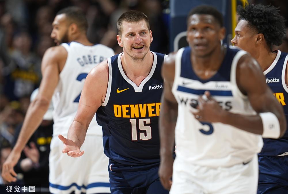 而巴特勒此 而巴特勒此